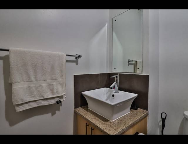2 BEDROOM APARTMENT FOR SALE IN WESTVILLE